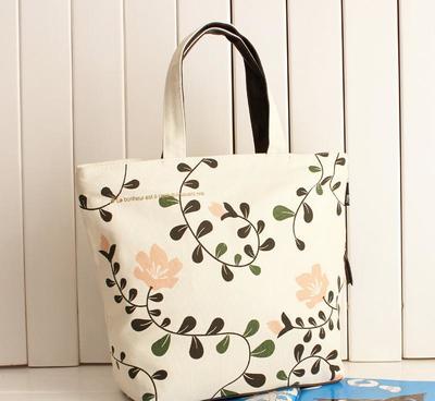 2015新款韩版帆布包 学院风与复古OL的完美融合